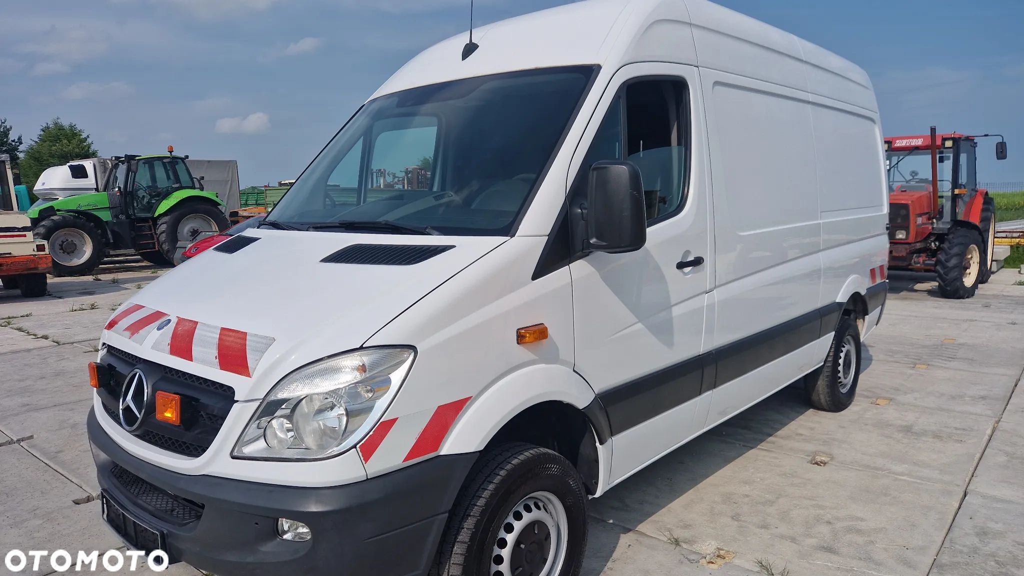 Mercedes-Benz Sprinter  319 4 x 4 V6 3.0 l - 1