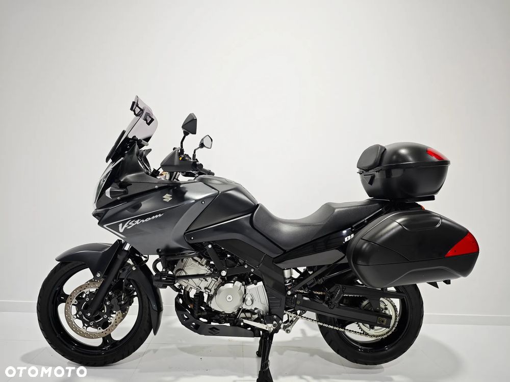 Suzuki V-STROM - 4
