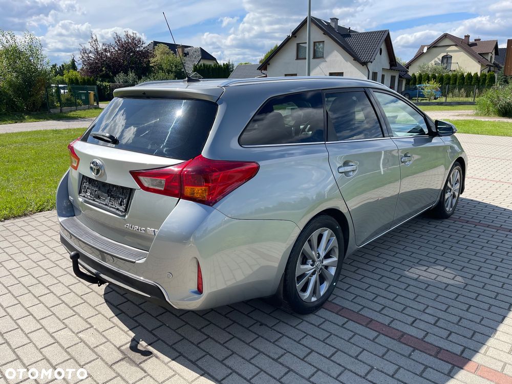 Toyota Auris - 4