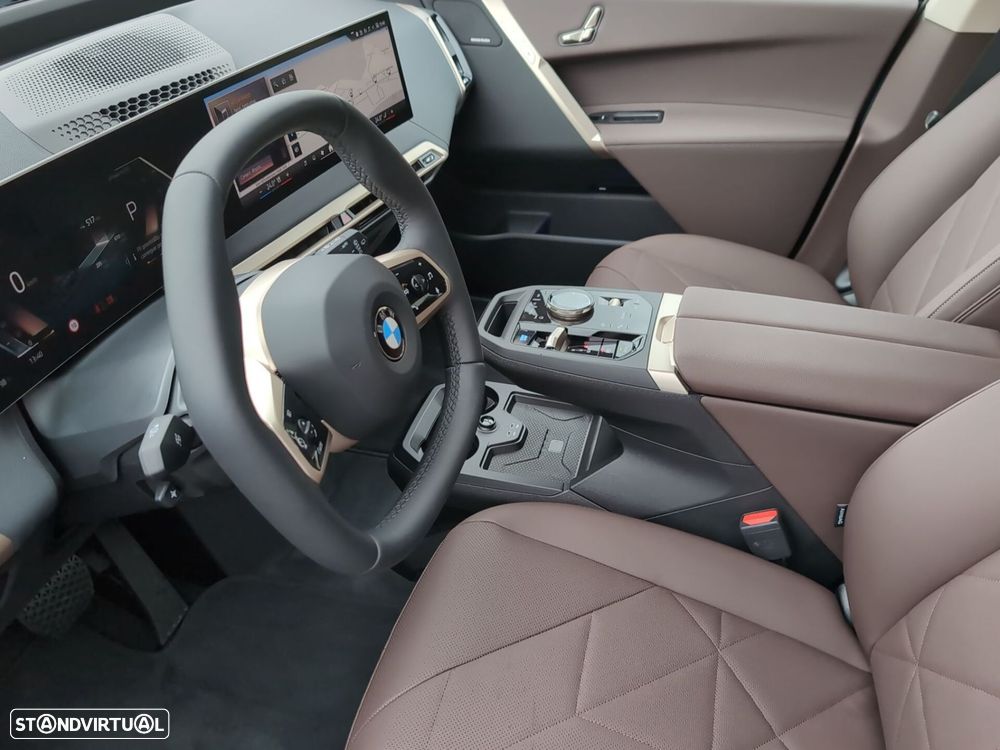 BMW iX xDrive 45 - 11