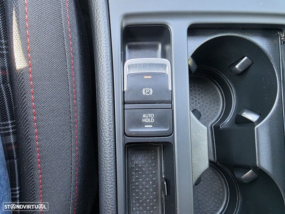 VW Golf 2.0 TSi GTi DSG Performance - 17