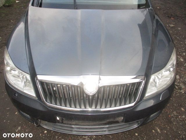 Skoda Octavia II nr lak. 9153 części blacharskie i mechaniczne, silnik, skrzynia biegów - 1