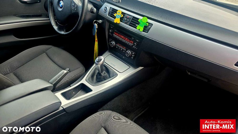 BMW Seria 3 - 36