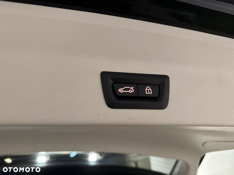 BMW X3 xDrive20d - 25