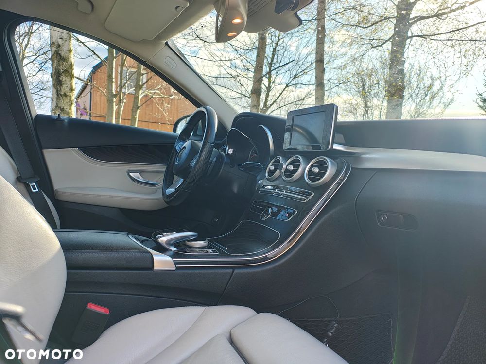 Mercedes-Benz Klasa C 220 (BlueTEC) d 7G-TRONIC Avantgarde - 23
