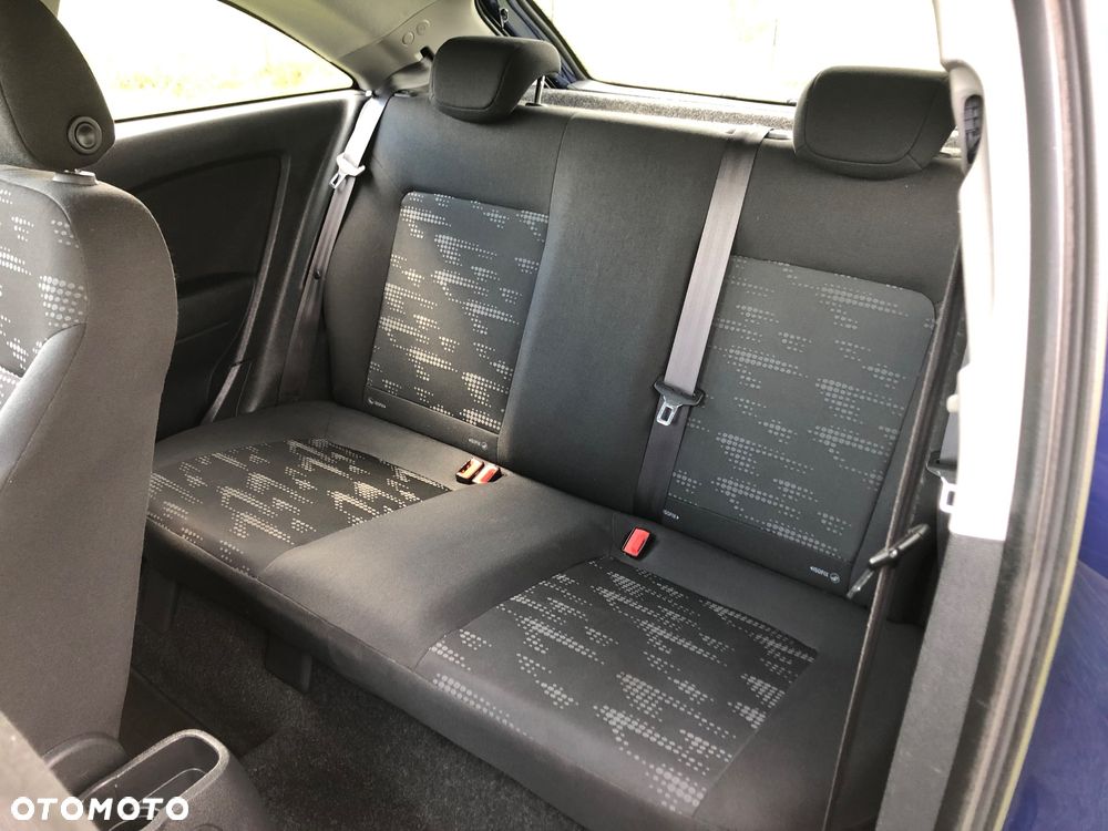 Opel Corsa - 8