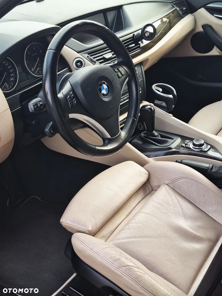 BMW X1 sDrive20d - 14