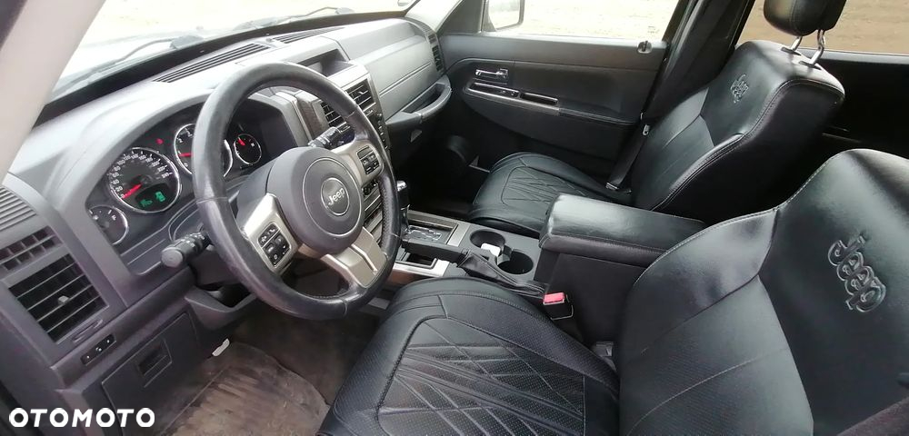Jeep Cherokee 2.8 CRD Limited - 16