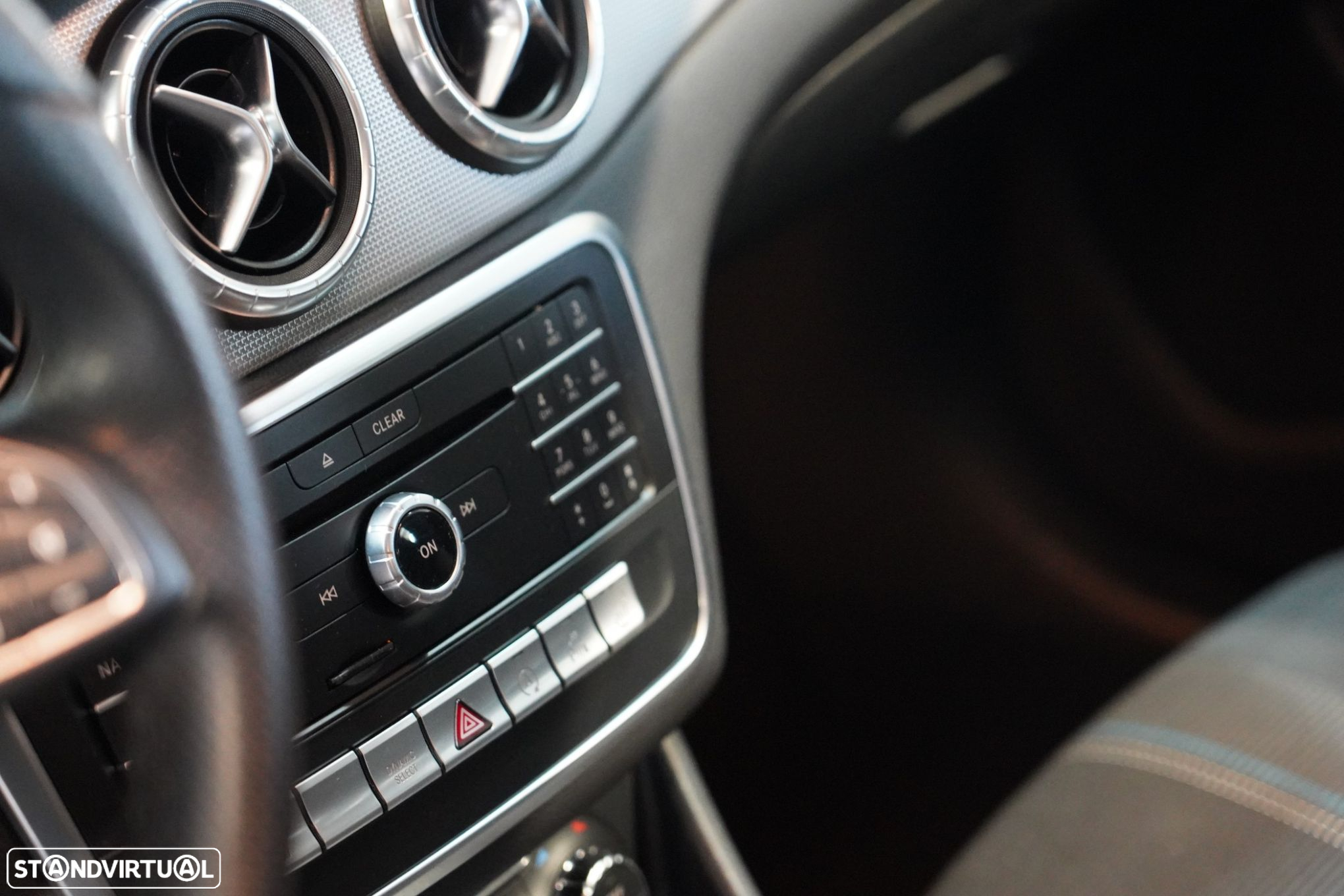 Mercedes-Benz CLA 180 - 15