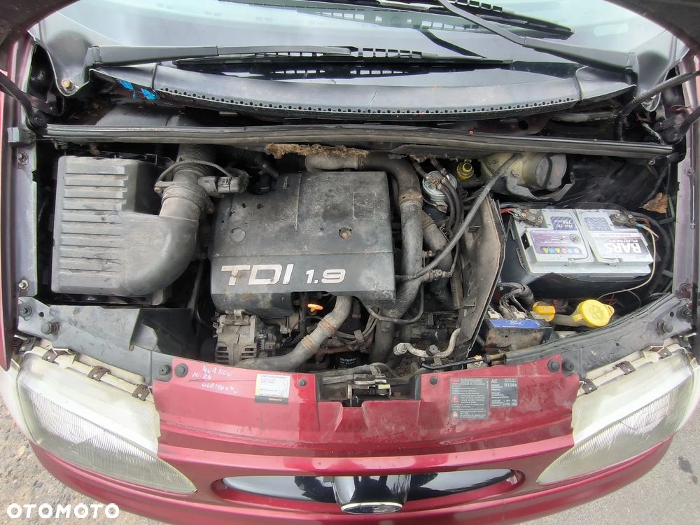 Ford Galaxy 1.9 TDI - 17