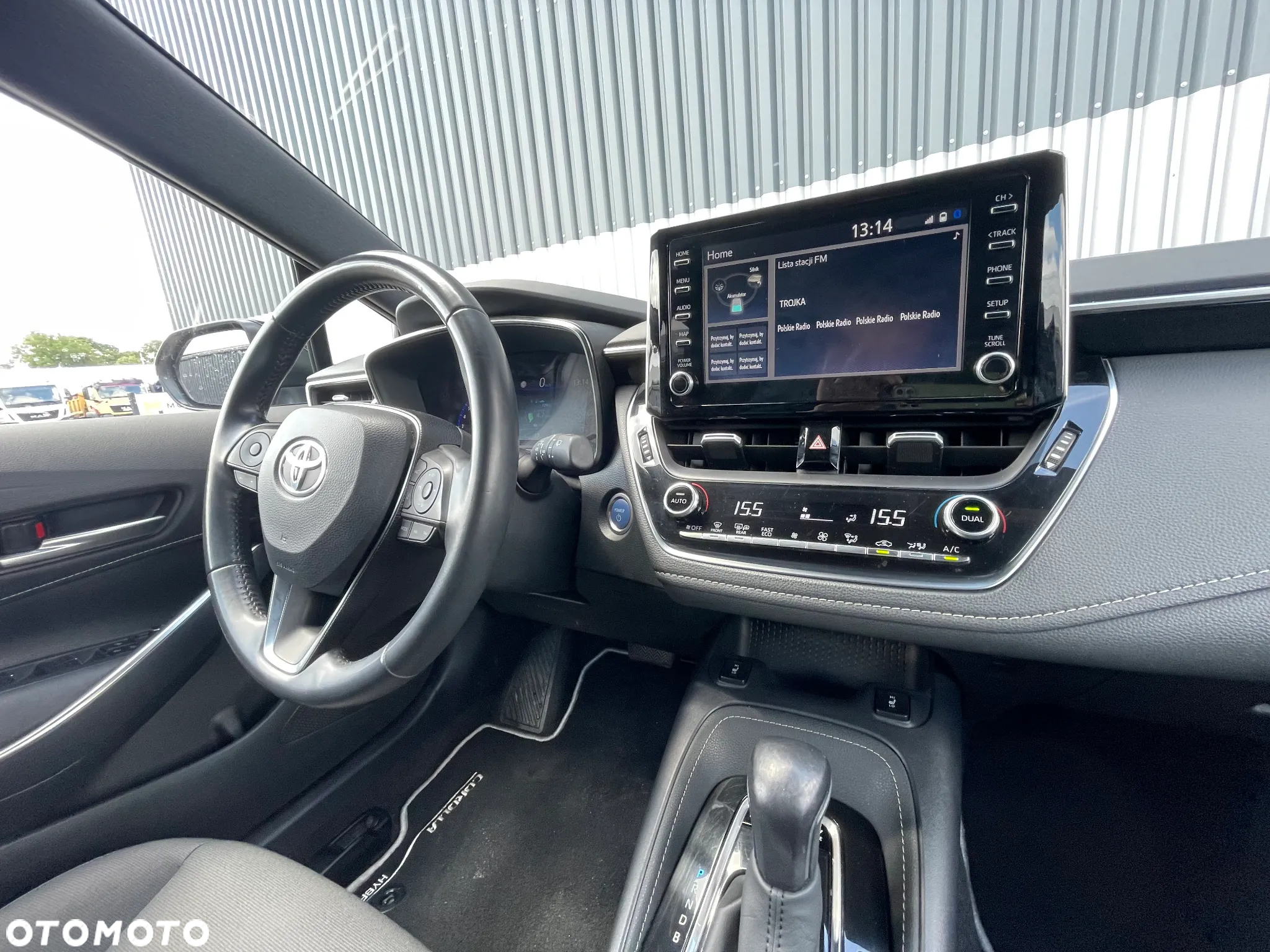 Toyota Corolla 1.8 Hybrid Comfort - 19