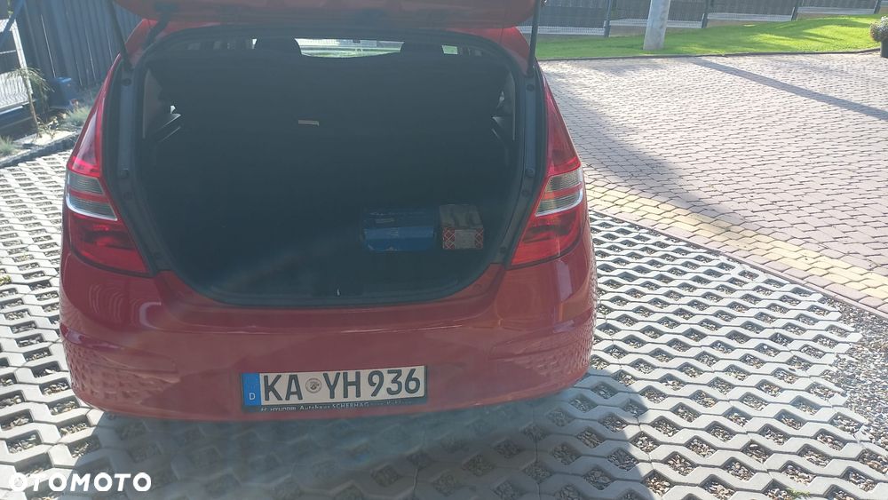 Hyundai i30 1.4 Blue Classic - 14