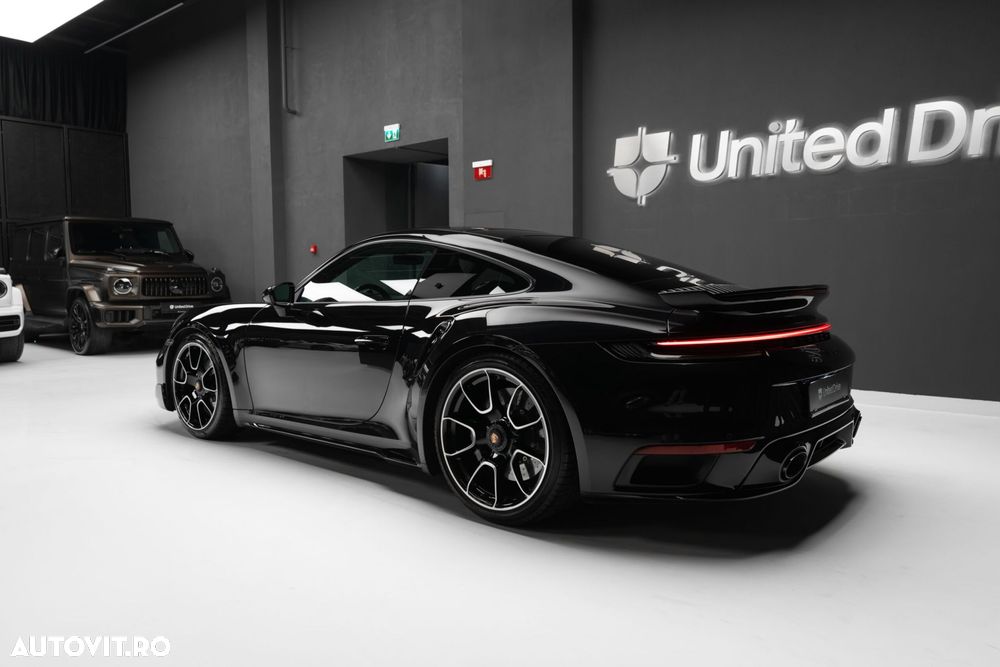 Porsche 911 - 8
