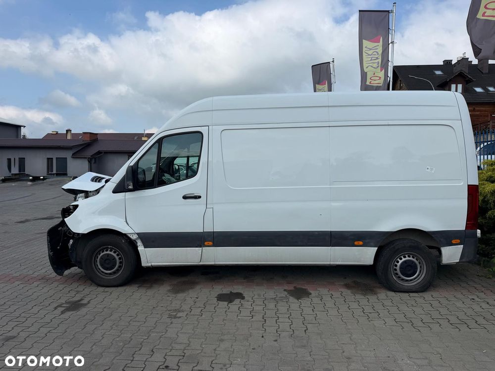 Mercedes-Benz ESPRINTER - 2