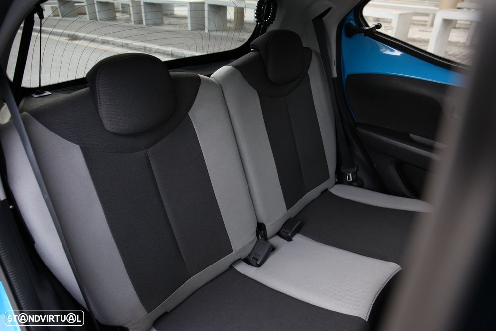 Toyota Aygo x-cite - 23