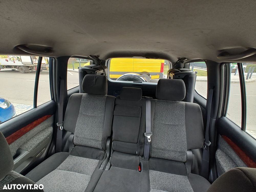 Toyota Land Cruiser - 10