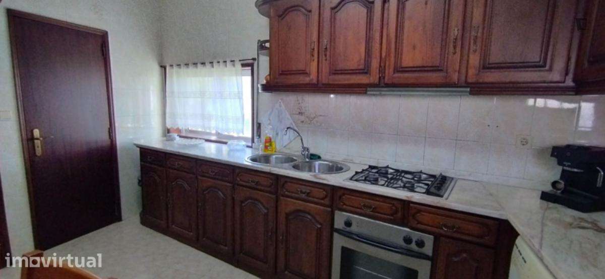 Quarto - localizado em Pedrouços Porto - Grande imagem: 2/10
