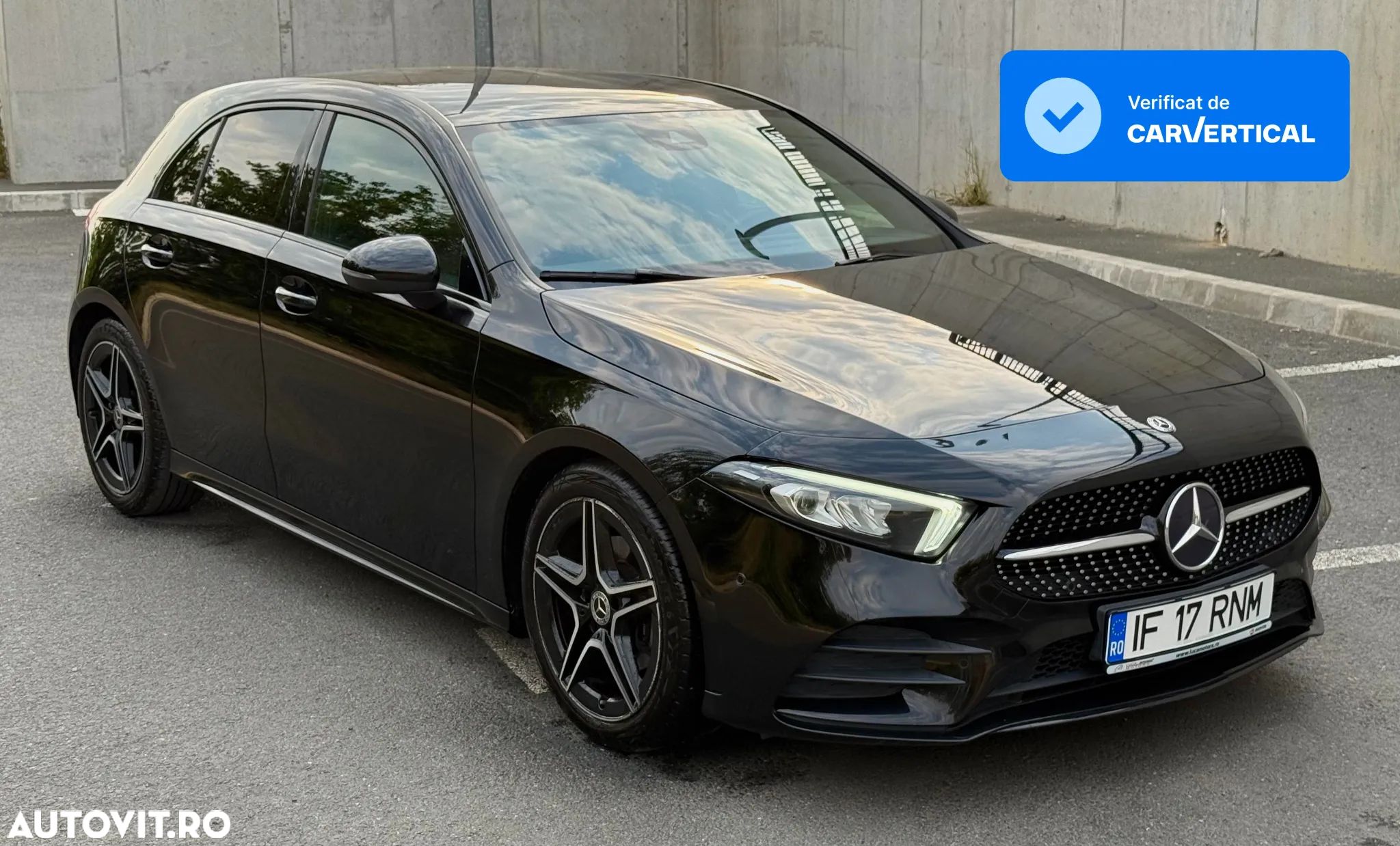 Mercedes-Benz A 180 7G-DCT AMG Line - 1