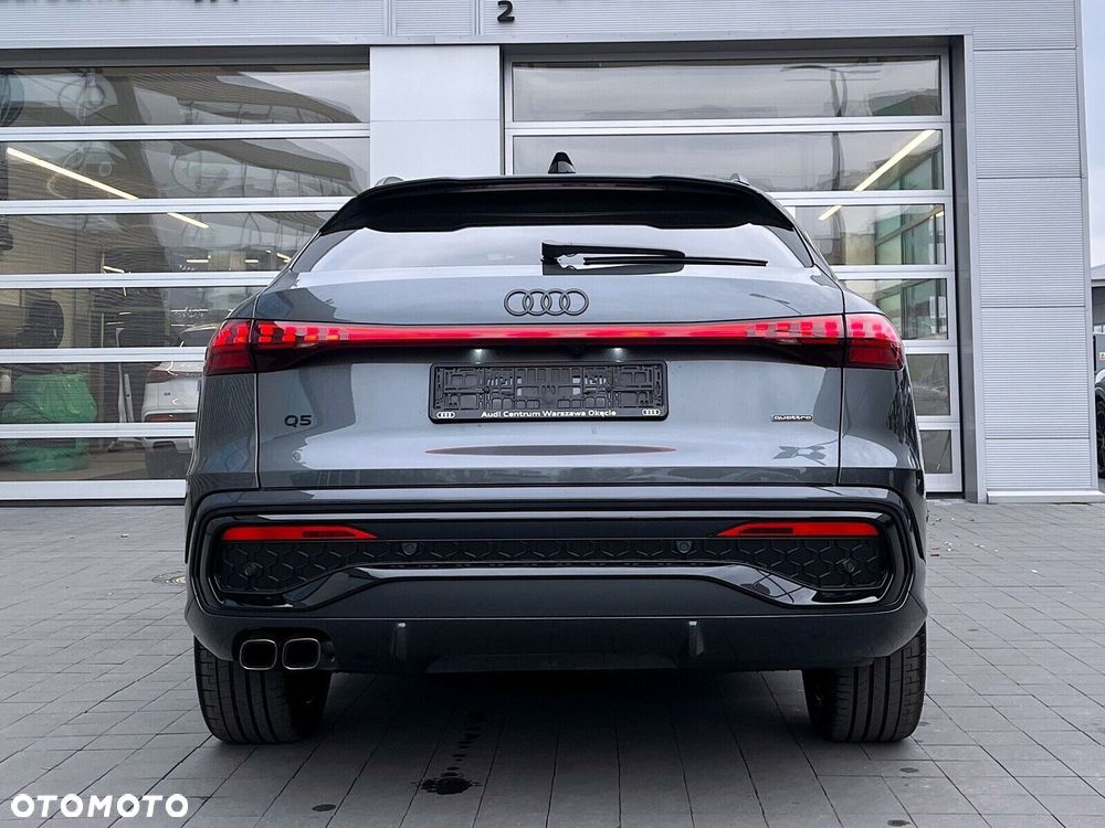 Audi Q5 Sportback - 9