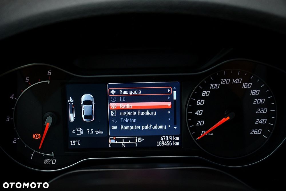 Ford S-Max 2.0 TDCi DPF Titanium - 29