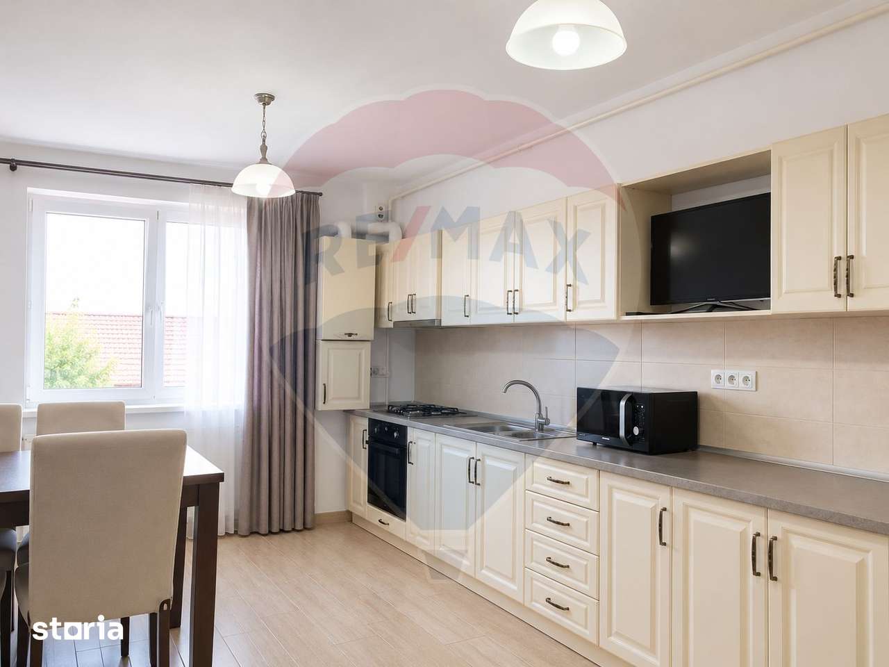 Apartament 3 camere de închiriat | Cetate, Alba Iulia — fotografia 2