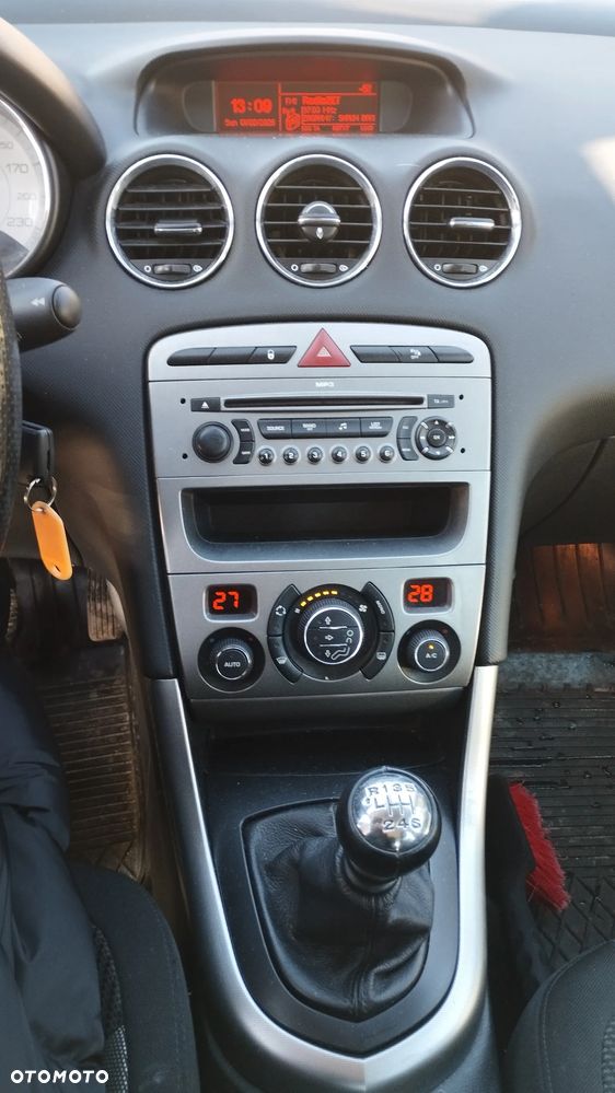 Peugeot 308 1.6 HDi Premium - 6