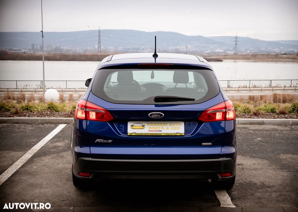 Ford Focus 1.0 EcoBoost Trend - 8