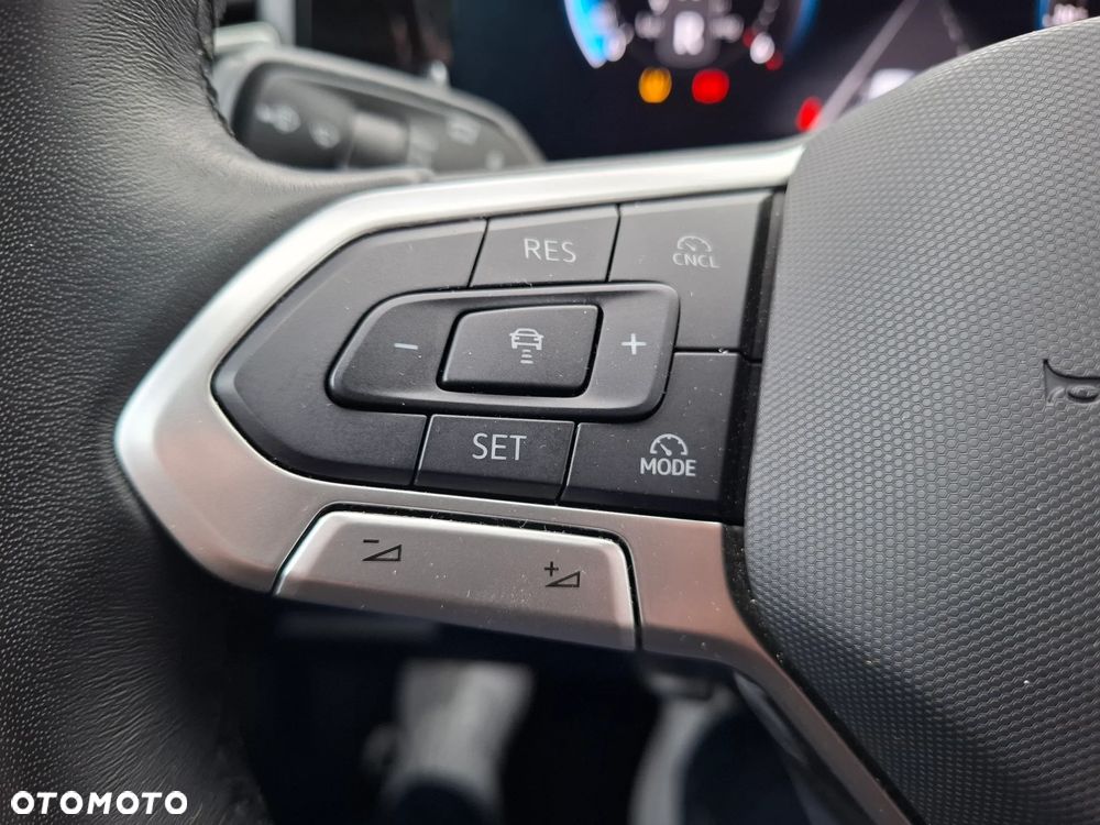 Volkswagen Tiguan 2.0 TDI SCR Elegance DSG - 26