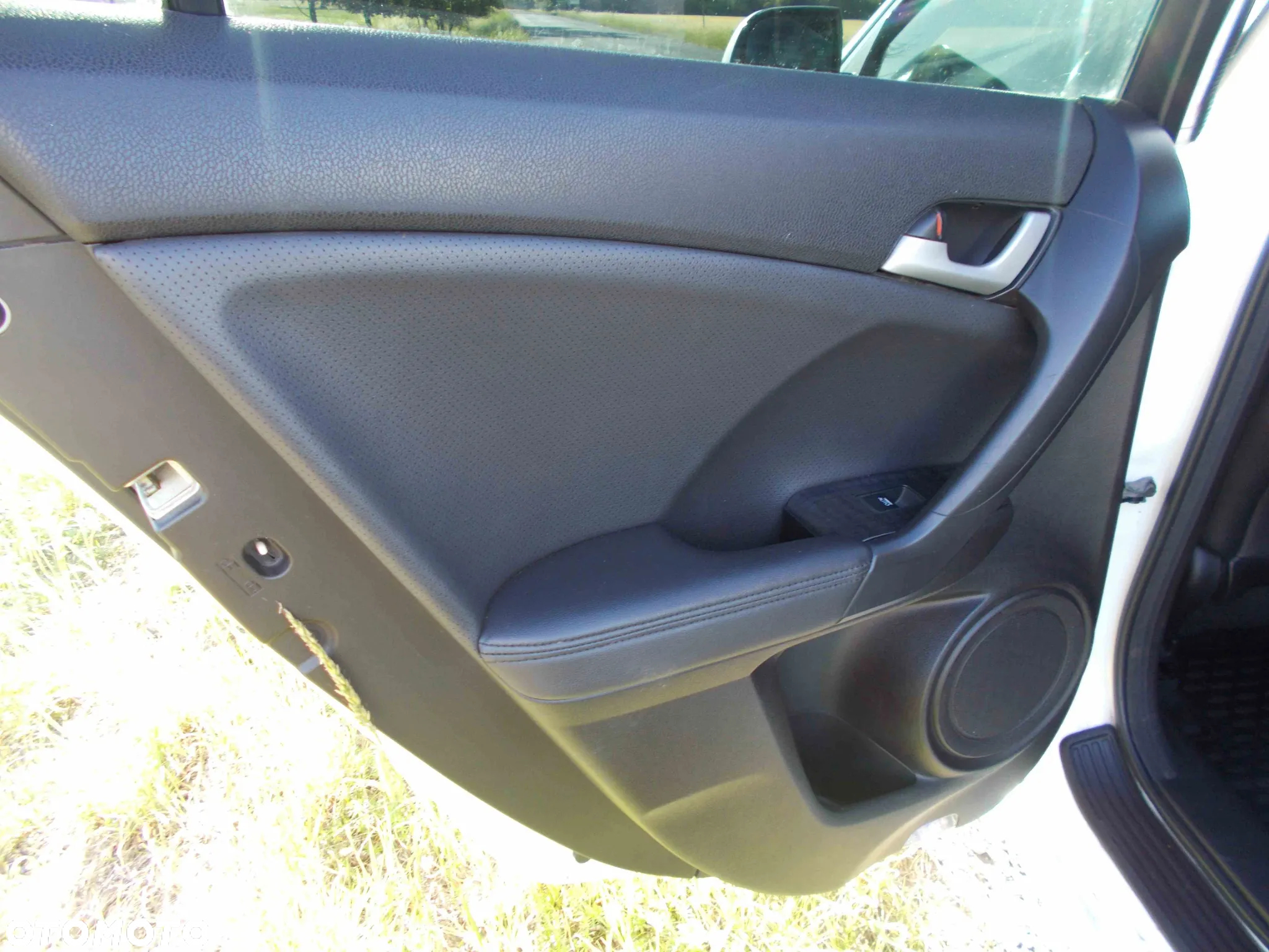 Honda Accord 2.0 Executive - 24