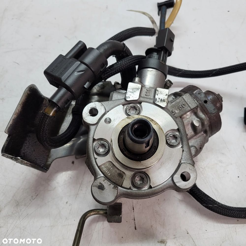 BMW 5 E61 N47D20C UKŁAD PALIWOWY POMPA LISTWA WTRYSKI PRZEWODY 7809129 7807495 7805428 - 7
