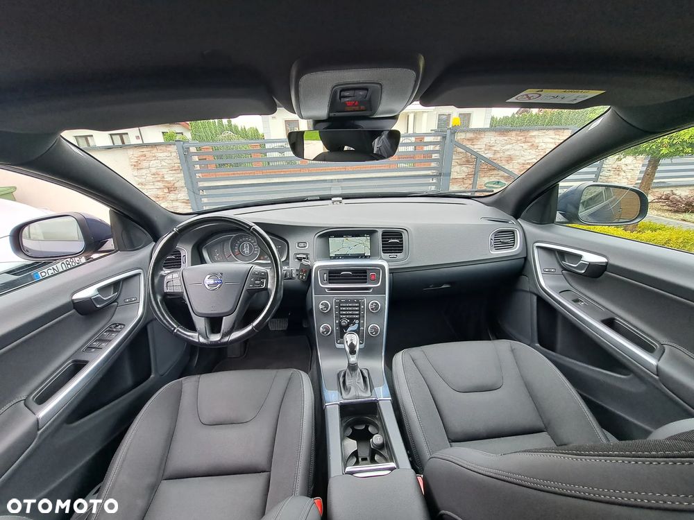 Volvo V60 D3 Geartronic Kinetic - 10