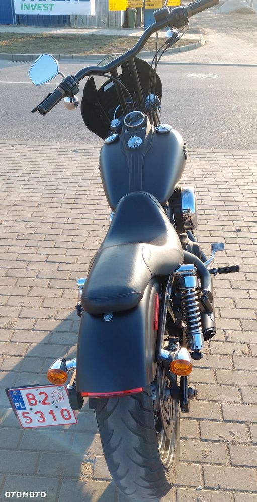Harley-Davidson Dyna Street Bob - 5