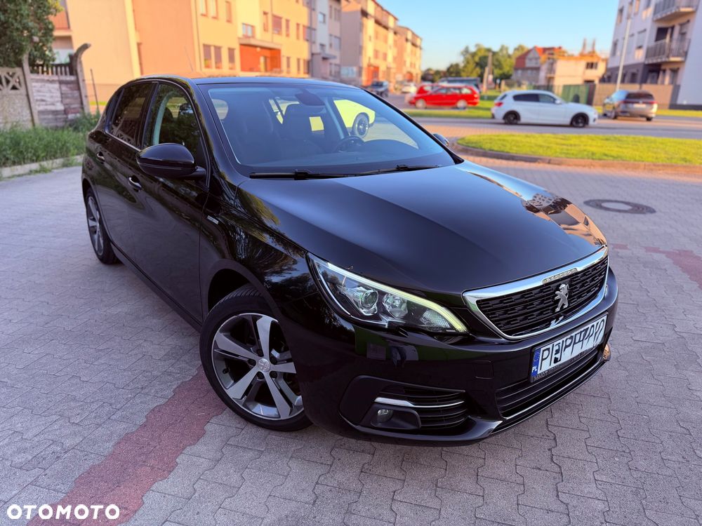 Peugeot 308 - 1