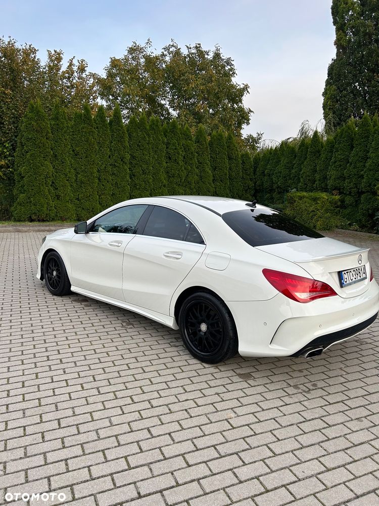 Mercedes-Benz CLA 250 4-Matic - 5