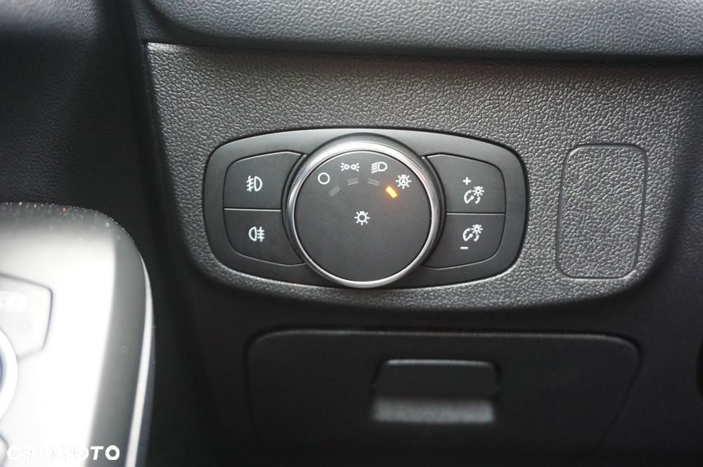 Ford Focus 1.0 EcoBoost Titanium - 16