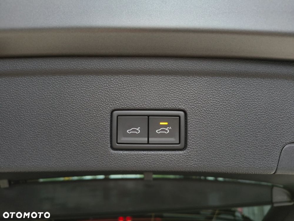 Volkswagen Touareg 3.0 V6 TFSI 4Motion R-Line - 11