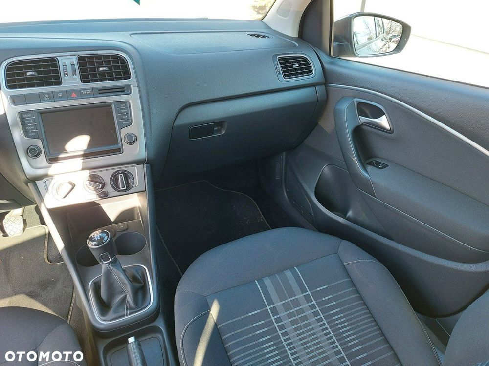Volkswagen Polo - 17