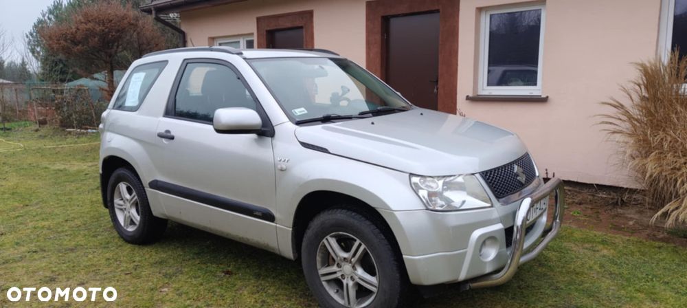 Suzuki Grand Vitara 1.6 - 8