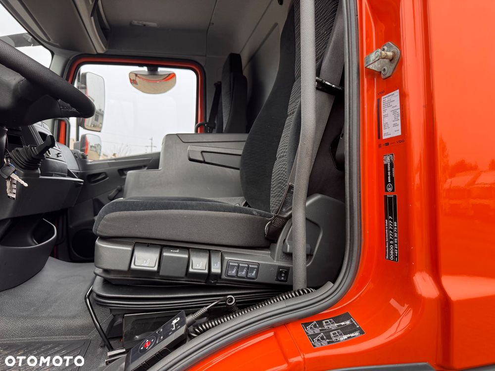 Mercedes-Benz ATEGO - 5