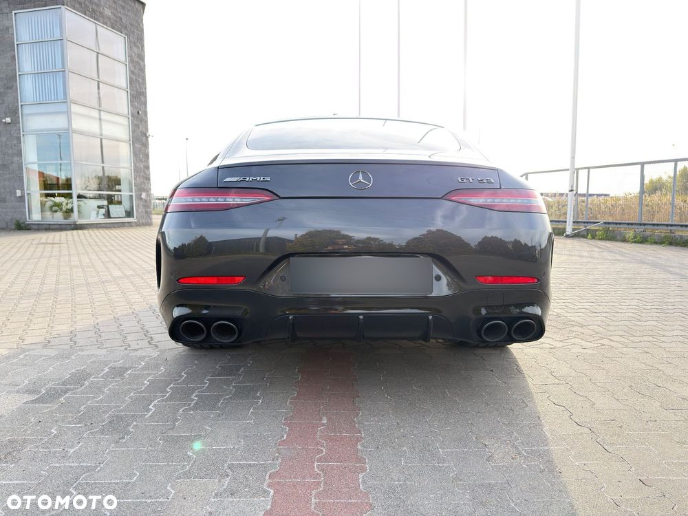 Mercedes-Benz AMG GT 53 4-Matic+ - 31