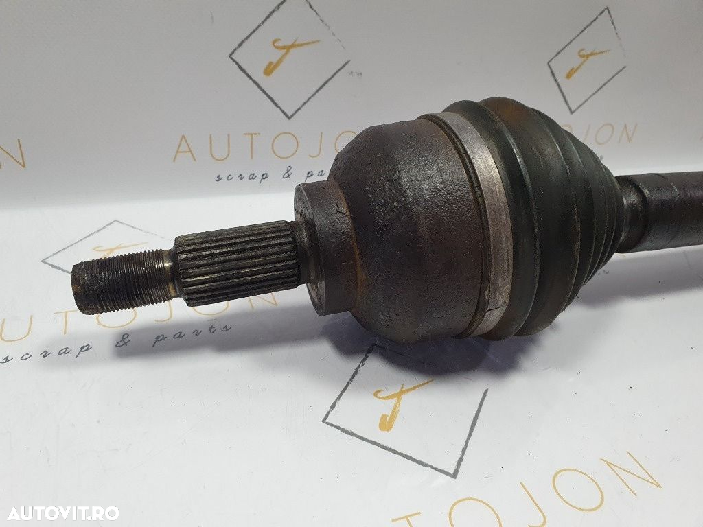Planetara  stanga RENAULT LAGUNA II BG0/1_ 2001 - 2007 1.9 dCi F9Q 718, F9Q 754  7700870944 - 2