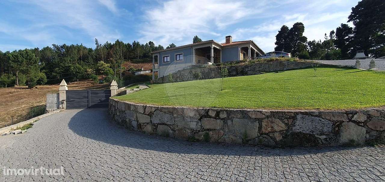 Moradia T4 para venda - Grande imagem: 2/49