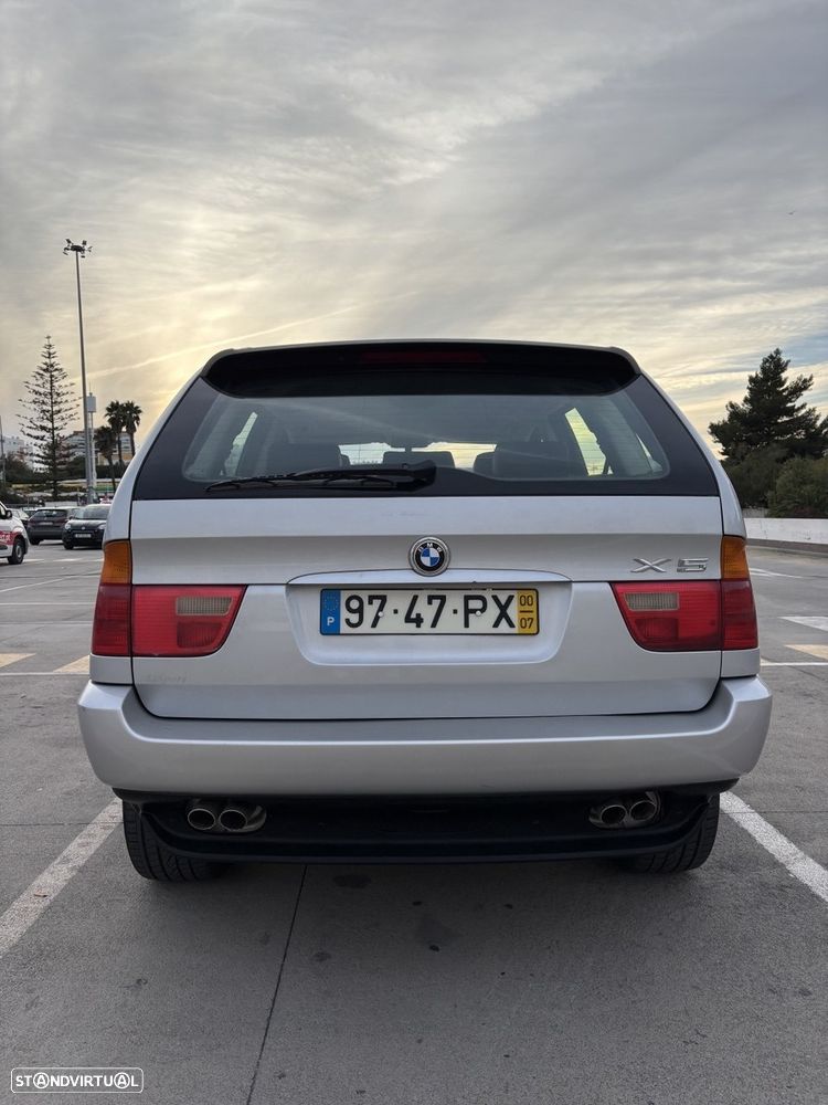BMW X5 4.4 - 4