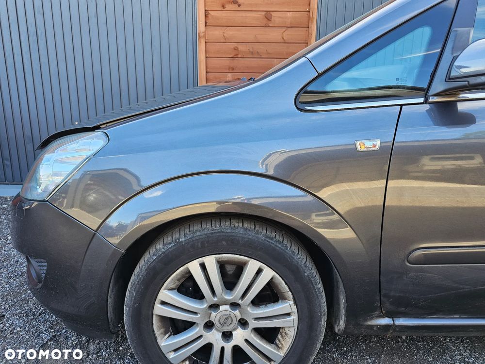 BŁOTNIK LEWY PRZÓD LEWY PRZEDNI OPEL ZAFIRA B Z177 - 1