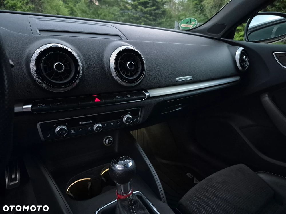 Audi A3 Sportback 35 TFSI Sport - 25