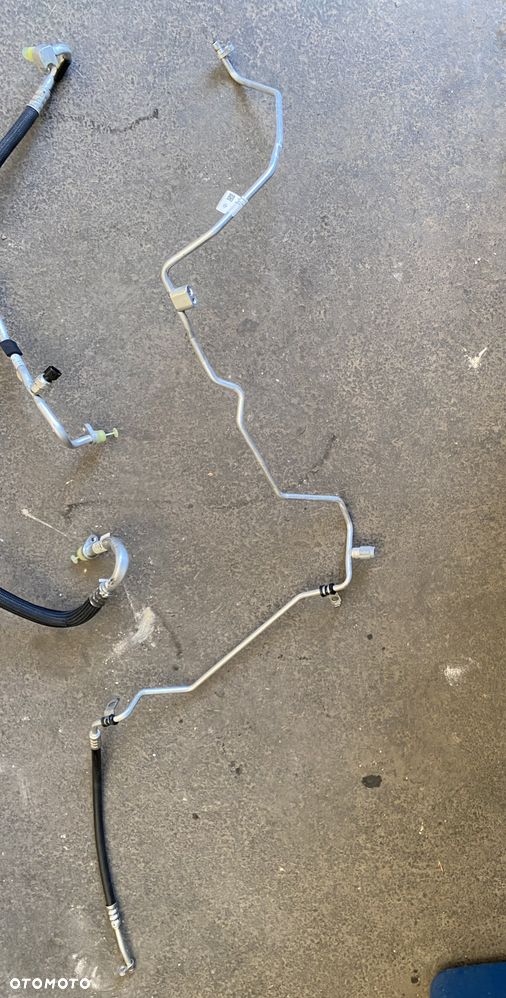 RENAULT TRAFIC 3 III Lift 4 IV OPEL VIVARO NISSAN PRIMASTAR PRZEWÓD KLIMATYZACJI Rurka wąż klimy 924404205R W-wa - 3