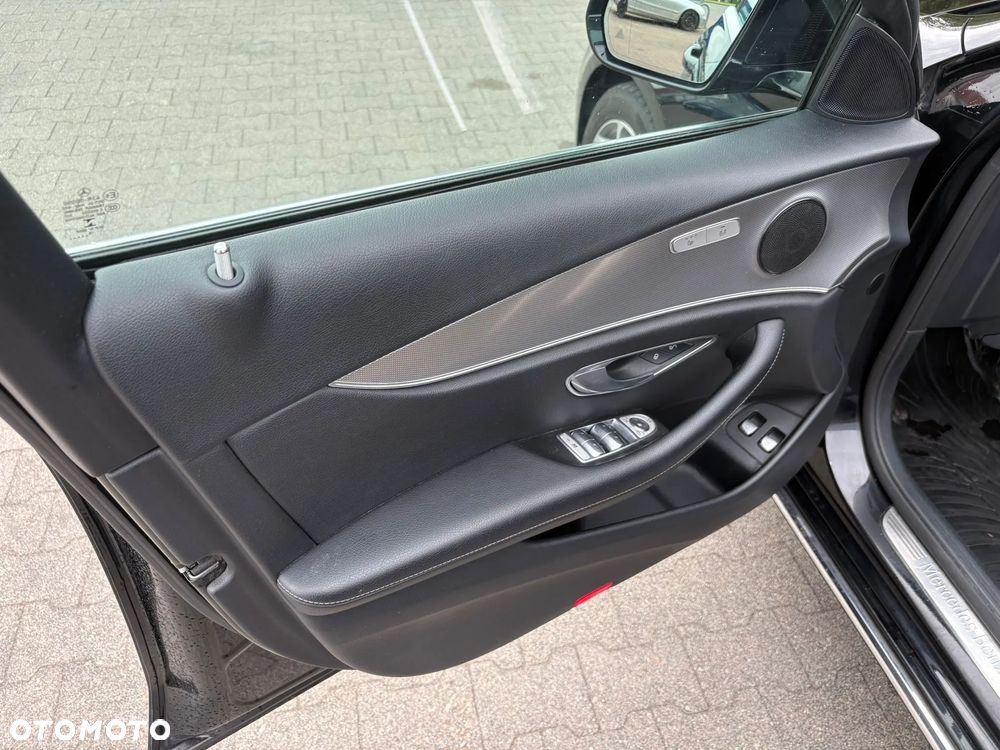 Mercedes-Benz Klasa E 220 d Business Edition 9G-TRONIC - 12