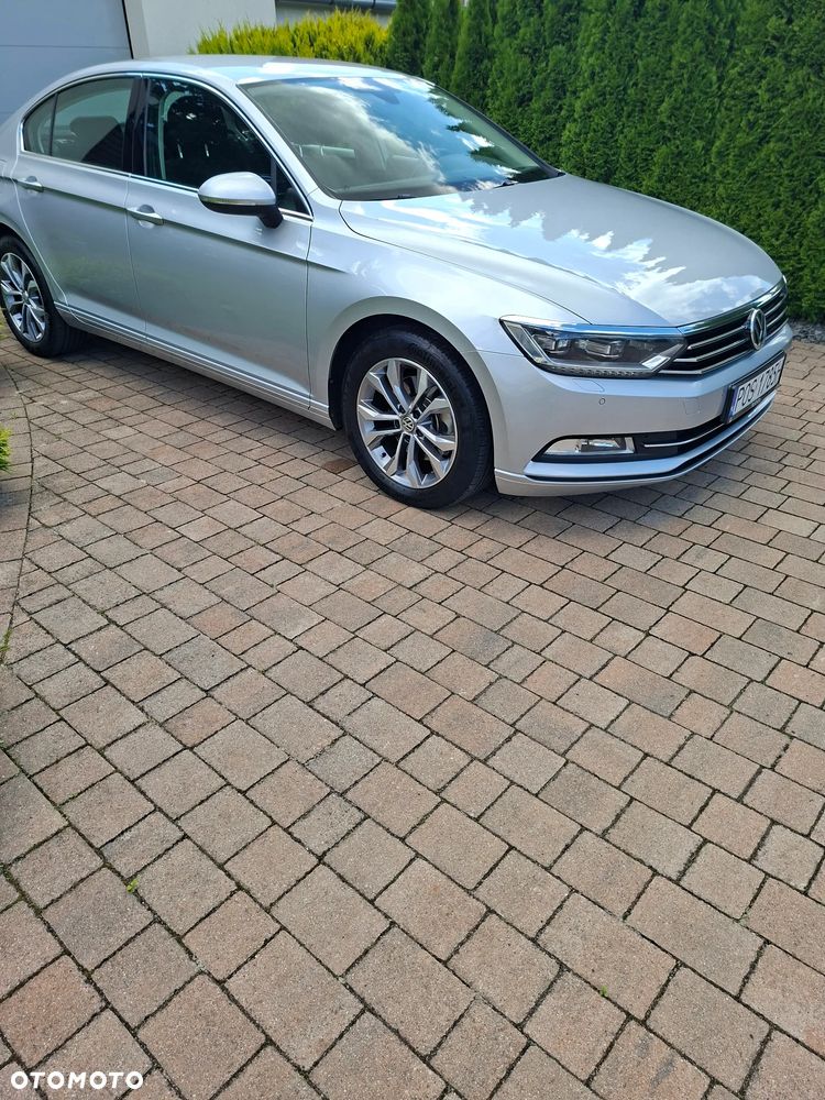 Volkswagen Passat - 10