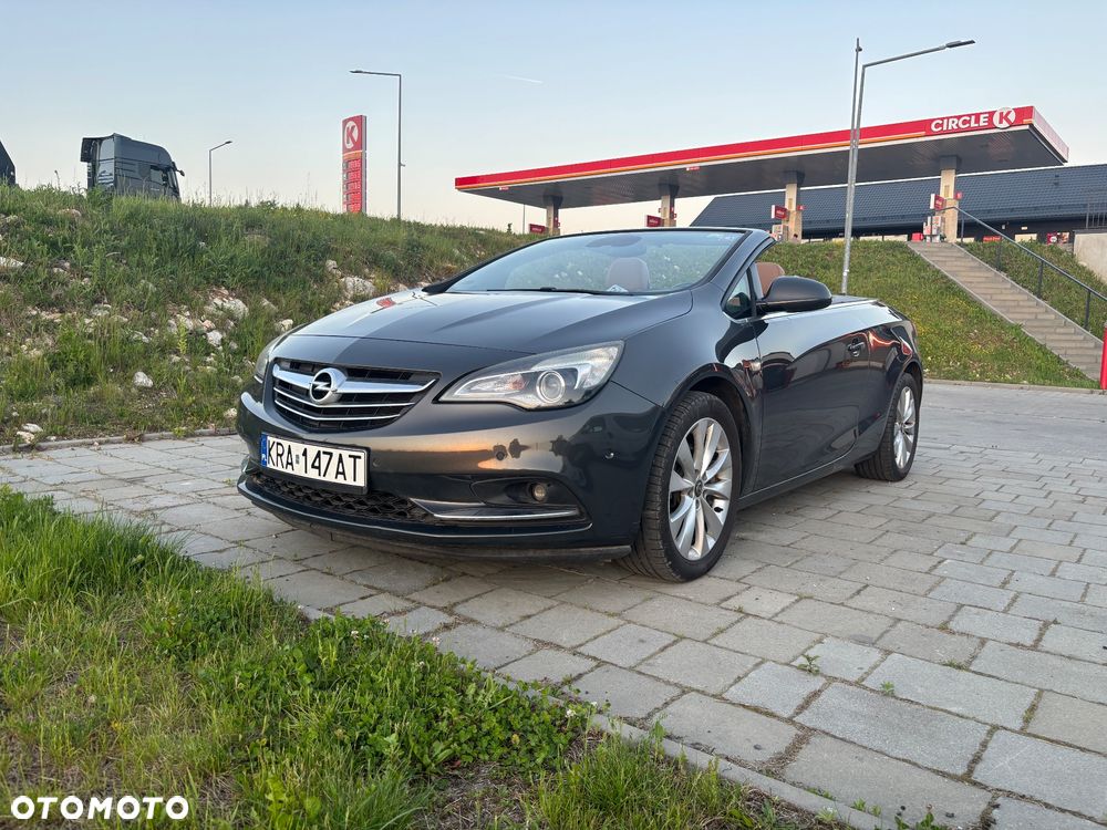 Opel Cascada 1.4 T Cosmo S&S - 3