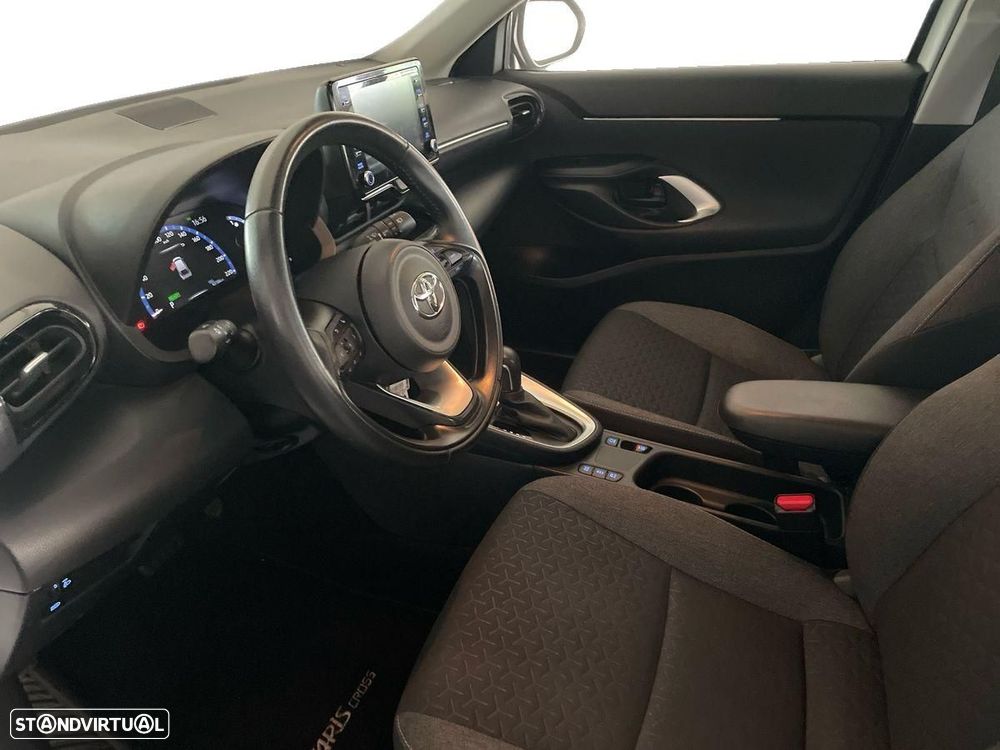 Toyota Yaris Cross 1.5 HDF Comfort Plus - 12